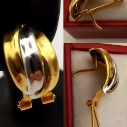 Aretes estilo concha con cierre Omega