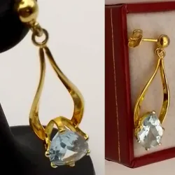 Aretes Exclusivos Colgantes Con una Almendra de Agua Marina