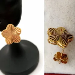 Aretes Originales 10K (NUEVOS) Pegados Van Cleef