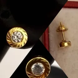 Aretes Redondo Con Brillante Con Mariposa De Bolita y de Rosca