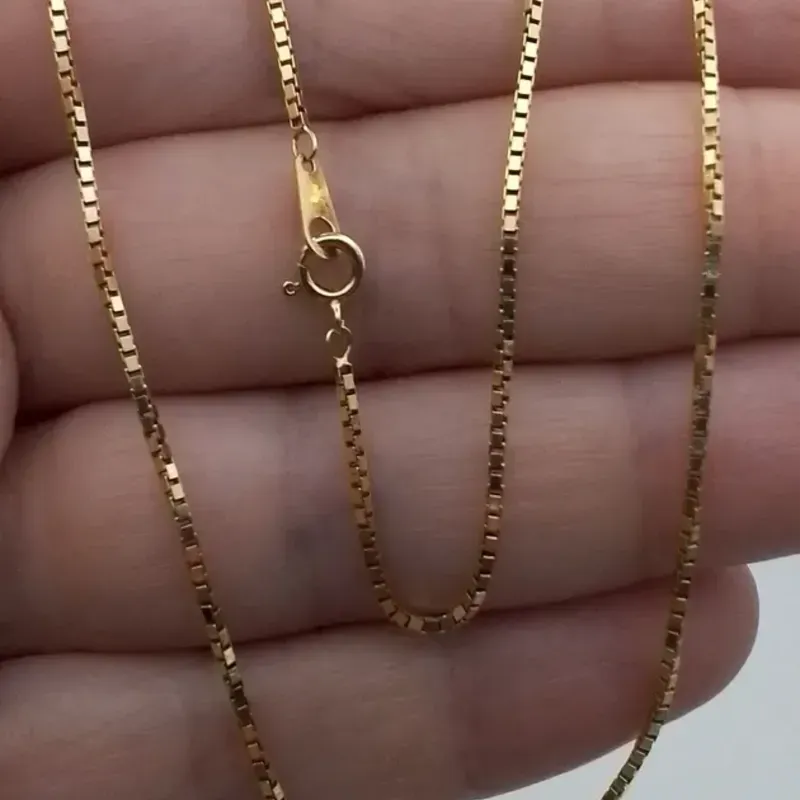 Cadena larga eslabones veneciano