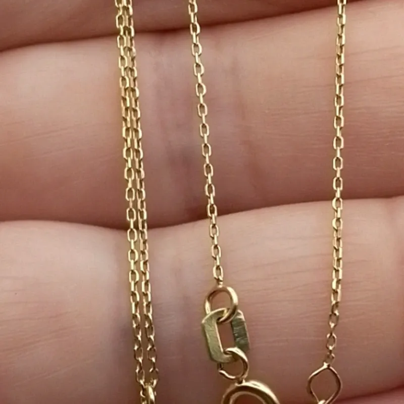 Cadena Sencilla Con dije Exclusiva Ajustable