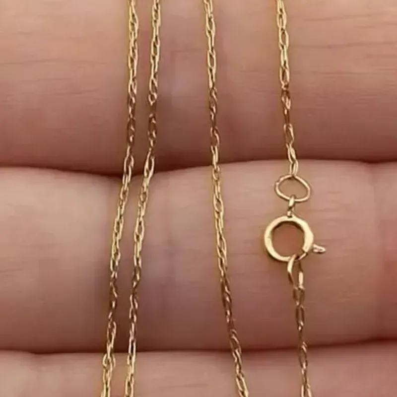 Cadena Sencilla Fina Exclusiva