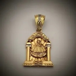 Dije Casita En Relieve Exclusivo Virgen De La Caridad