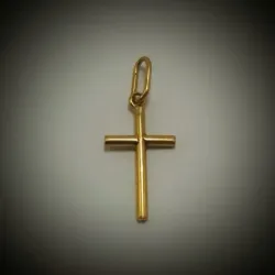 Dije crucifijo bien finito liso