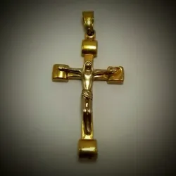 Dije crucifijo con Jesús