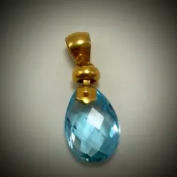 Dije Exclusivo Con Gema Agua Marina Estilo Gota