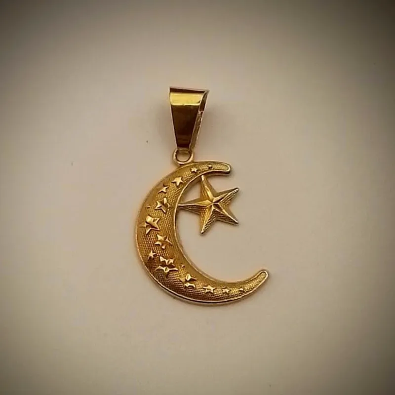 Dije Original 10 K en forma de Luna con una estrella en Relieve ambos
