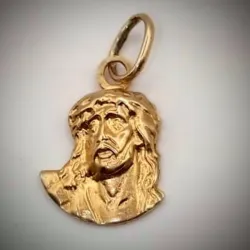 Dije Original 14K Exclusivo en Relieve La cara de Jesús