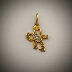 Dije Original 14K Letra que simboliza una inicial China