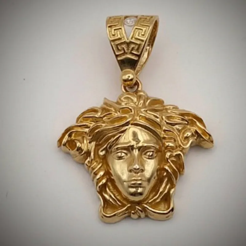 Dije Original 14K Versace en Relieve Con Volumen