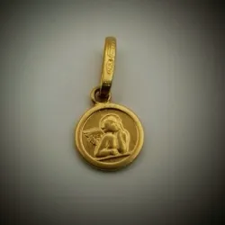 Dije Original 18K Redondo con Angel
