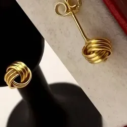 Nudos Pequeños Torcidos