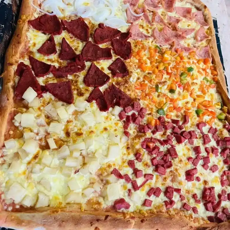 Pizza extra familiar Juanki's 