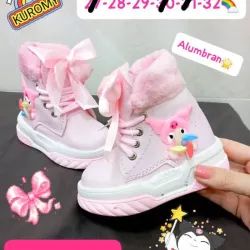 BOTAS ROSA KUROMY CON LAZO 🎀 ✨Alumbran🌟
