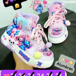 BOTICAS STITCH LILA Y ROSA🩷✨💜* Alumbran🌟