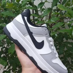 Nike gris y negro