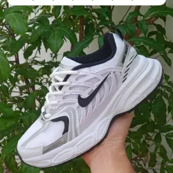 Nike skate blanco y negro