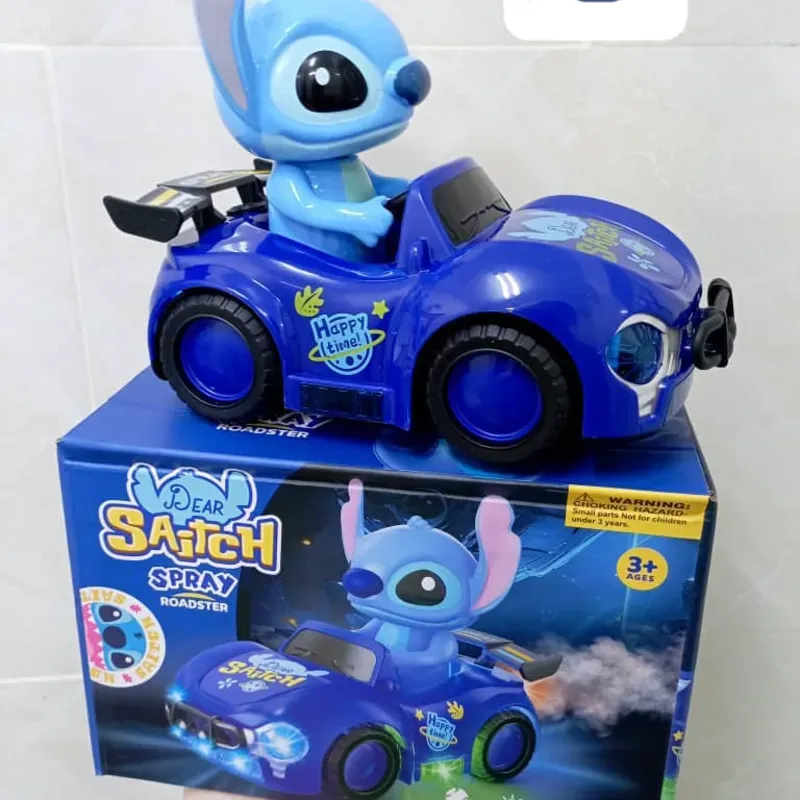 🩵 Stitch en auto. 🚗