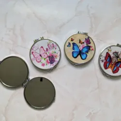 Espejitos dobles de mariposa