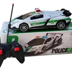 Auto de policía de control remoto