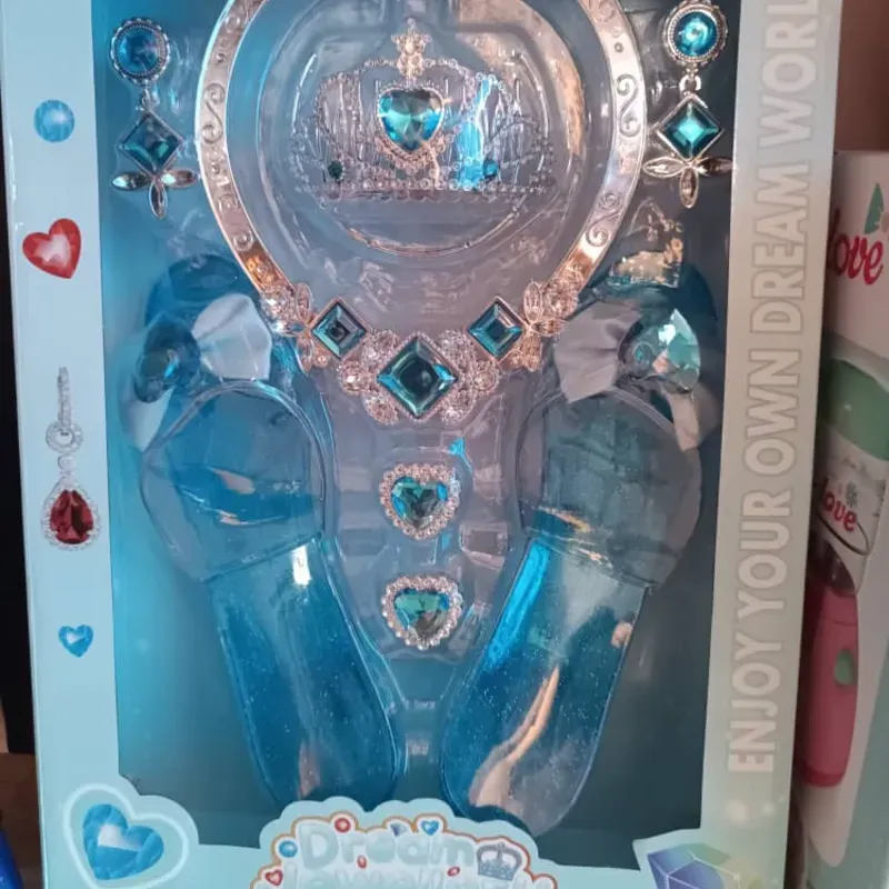 Juego de tacones con accesorios 