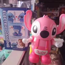 Muñeco con sonido y movimiento 