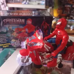 Muñeco con sonido y movimiento 