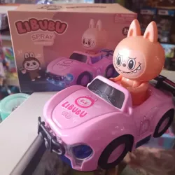 Muñeco con sonido y movimiento 