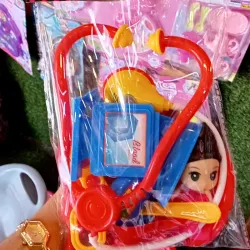 Muñeca doctora en bolsa 👧