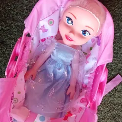 Muñeca Frozzen 2 en 1 Cuna y Mecedora