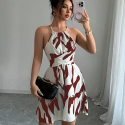 Vestido corto con manchas