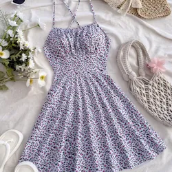 Vestido corto de flores
