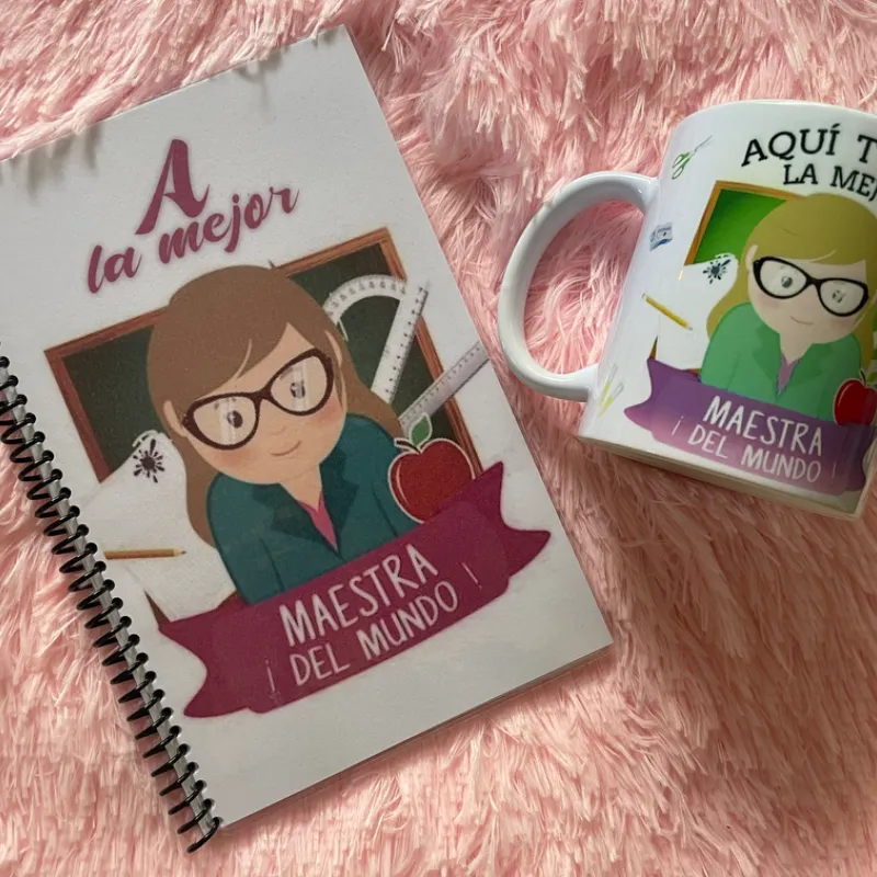 Jarra y agenda 
