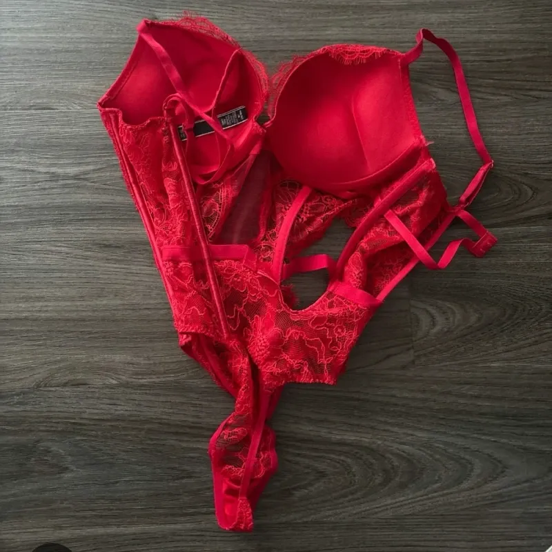  Victoria's Secret