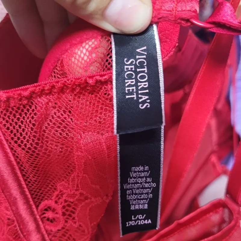 Victoria's Secret