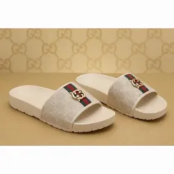 Chancletas Gucci