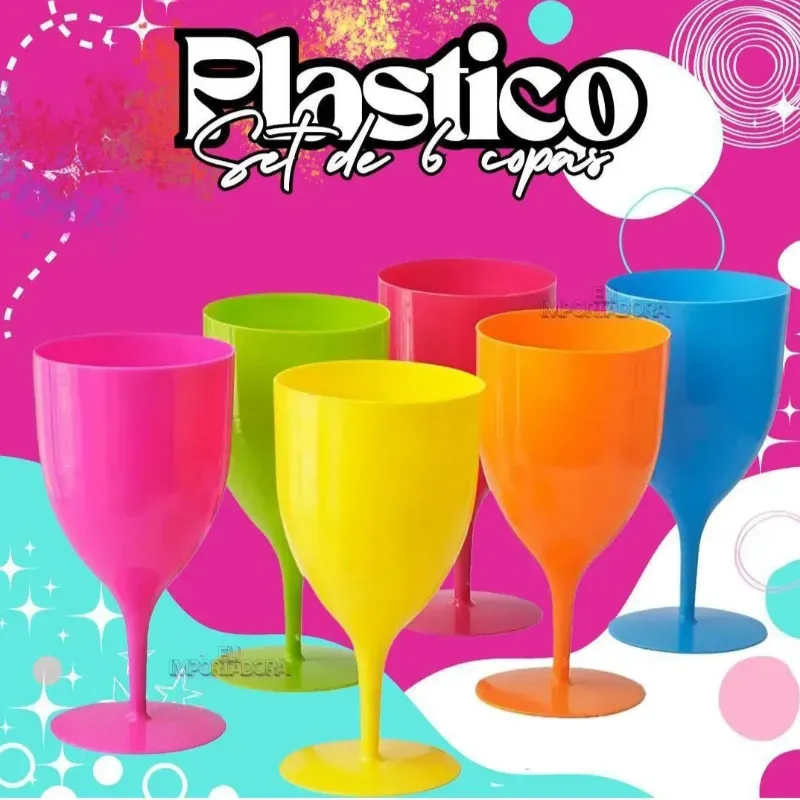 Juego de copas plásticas 