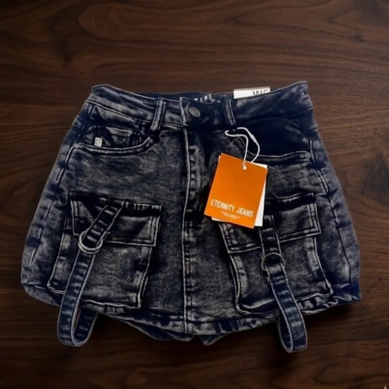 Saya Short