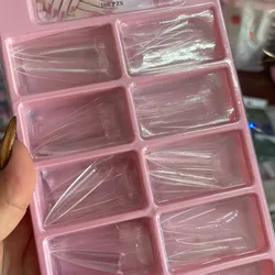 Caja de 100 uña stilleto 