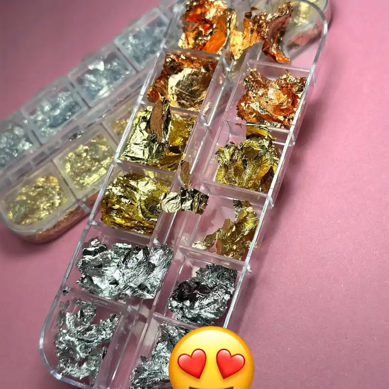 Cajas de papel oro 