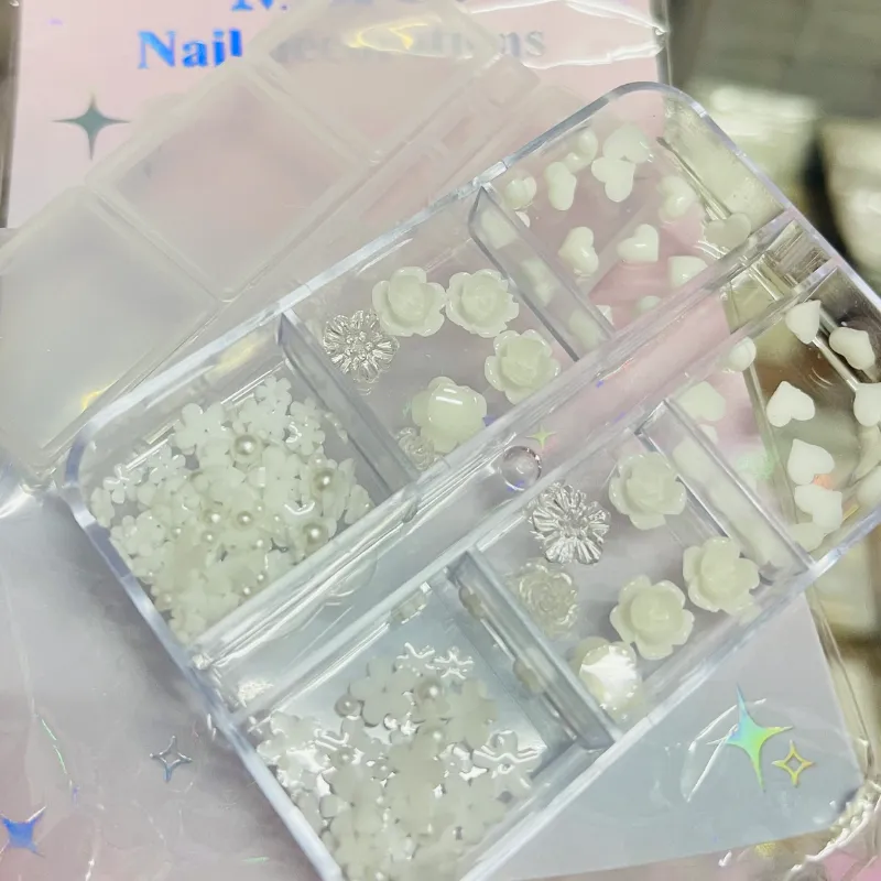 Decoraci贸n mixta blanca