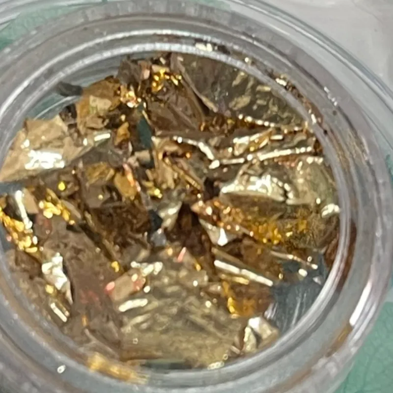 Papel oro viejo 