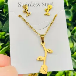 Juego de cadena de acero con aretes