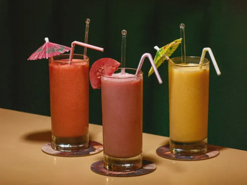 BATIDOS Y JUGOS