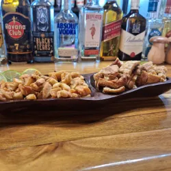 CHICHARRON DE CERDO