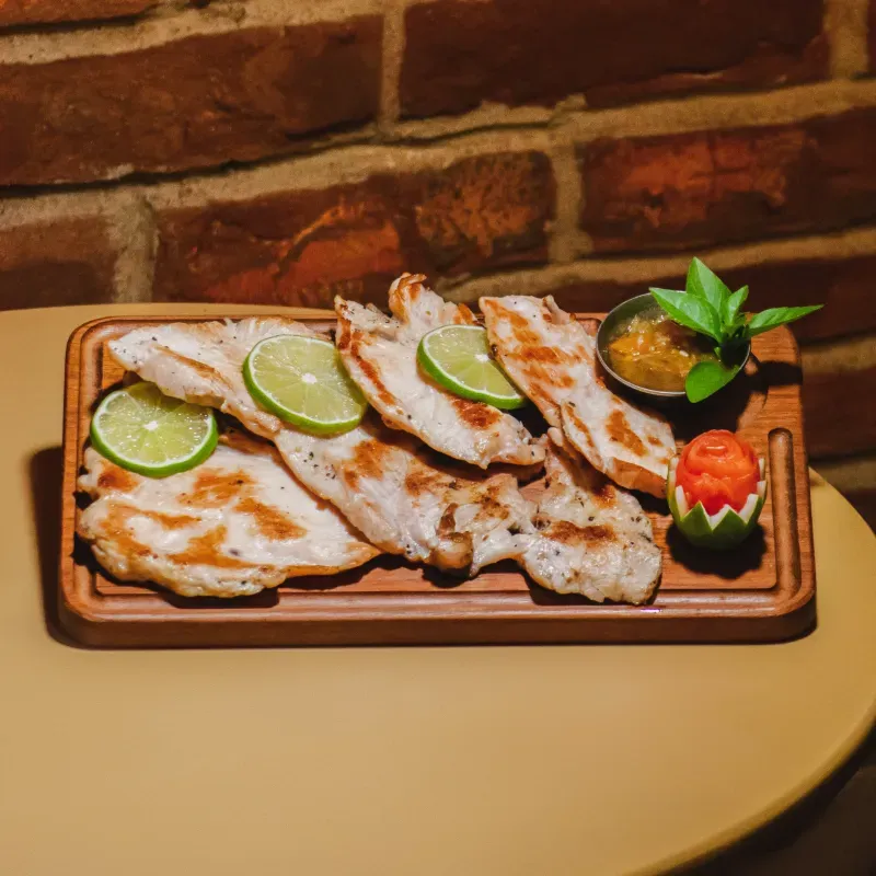 PECHUGA DE POLLO A LA PLANCHA