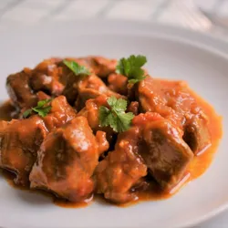 Chilindrón de cordero a lo cubano