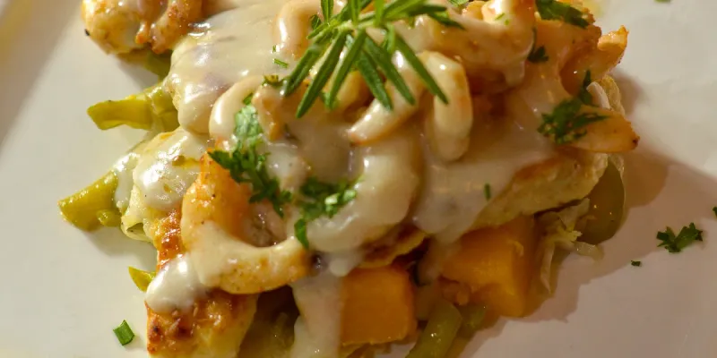 Filete de Pescado Napado con Camarones