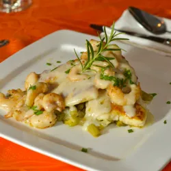 Filete de Pescado Napado con Camarones